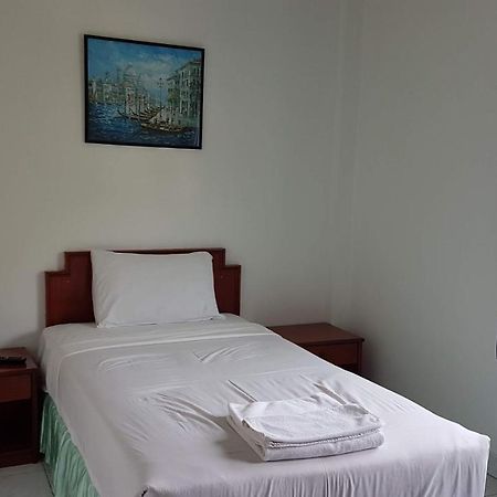 Welcome Inn Hotel @ Karon Beach. Single Room From Only 500 Baht Phuket Bagian luar foto