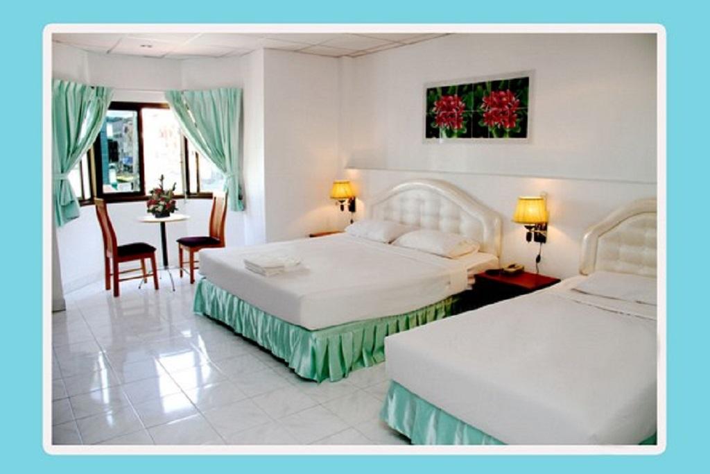Welcome Inn Hotel @ Karon Beach. Single Room From Only 500 Baht Phuket Bagian luar foto