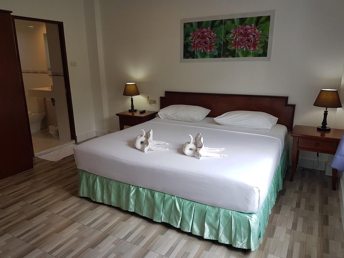 Welcome Inn Hotel @ Karon Beach. Single Room From Only 500 Baht Phuket Bagian luar foto