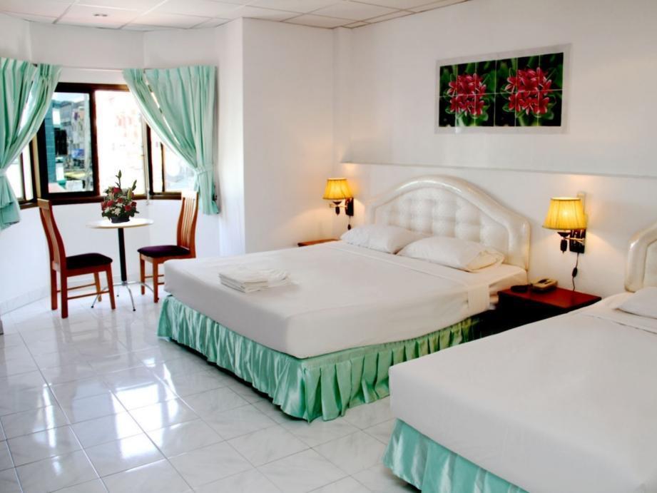 Welcome Inn Hotel @ Karon Beach. Single Room From Only 500 Baht Phuket Bagian luar foto