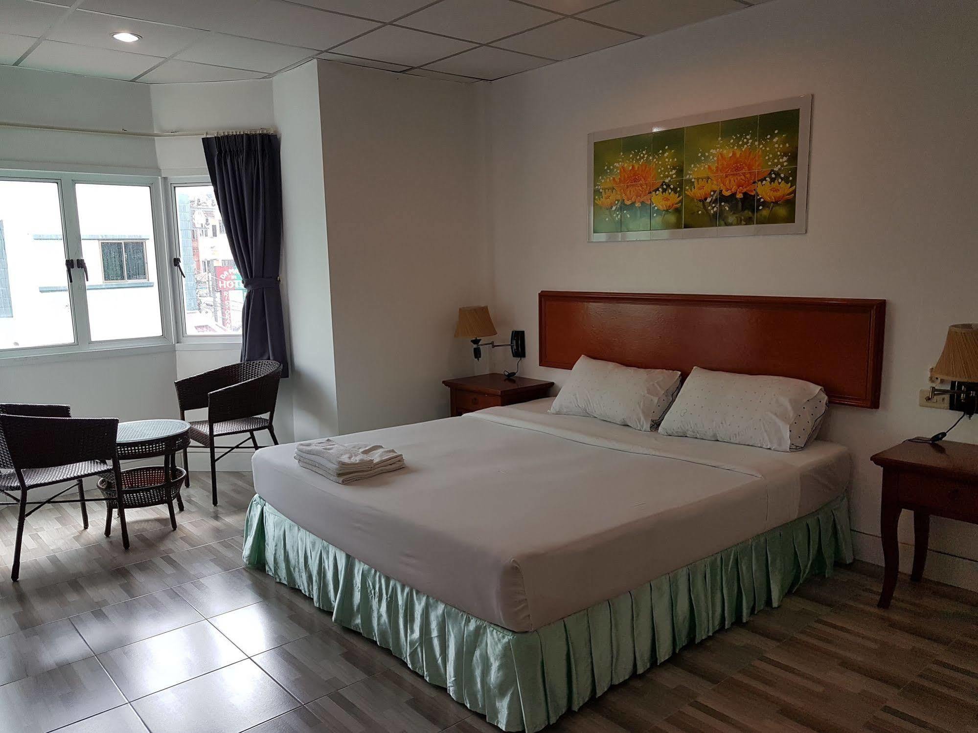 Welcome Inn Hotel @ Karon Beach. Single Room From Only 500 Baht Phuket Bagian luar foto