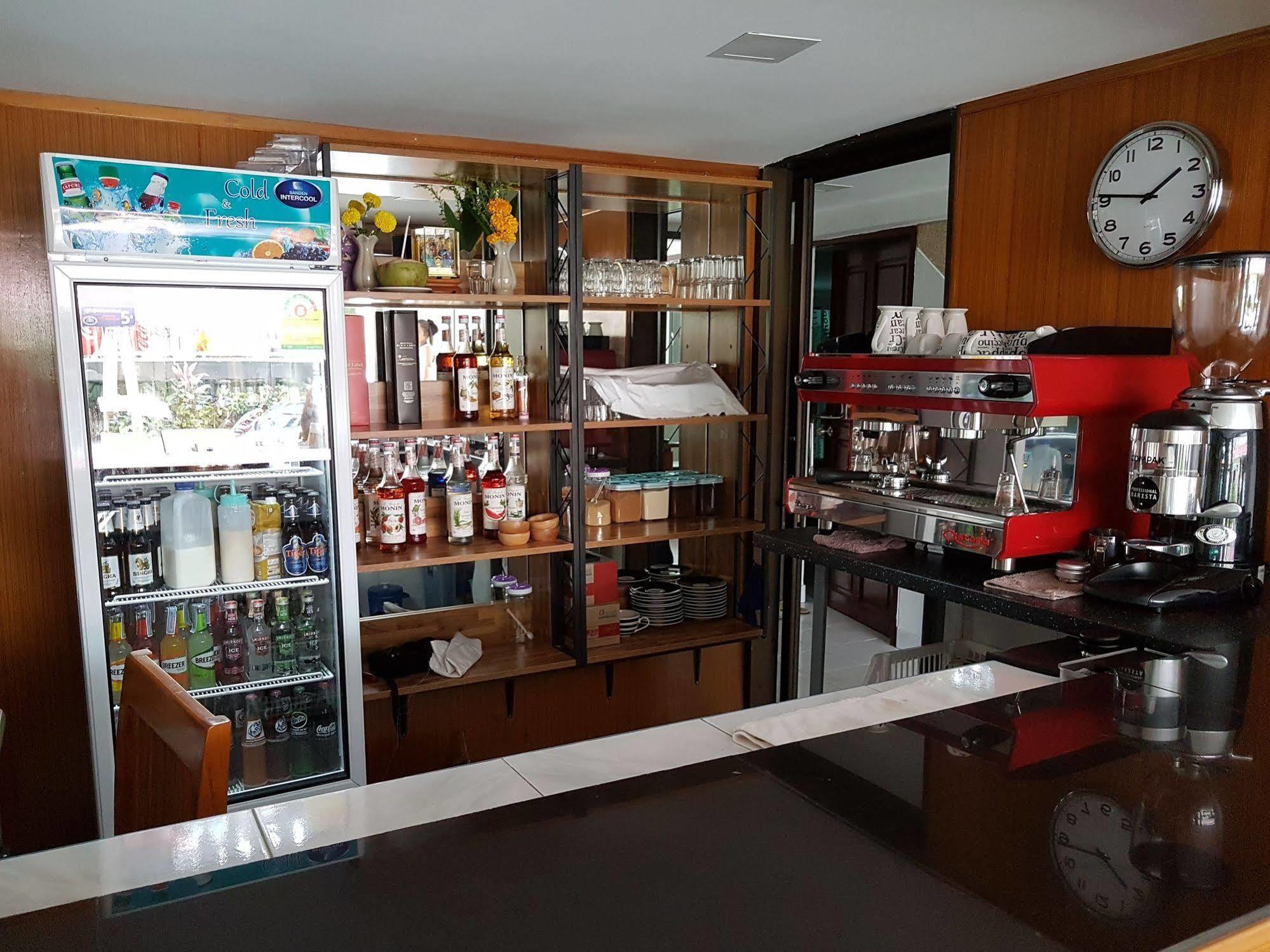 Welcome Inn Hotel @ Karon Beach. Single Room From Only 500 Baht Phuket Bagian luar foto