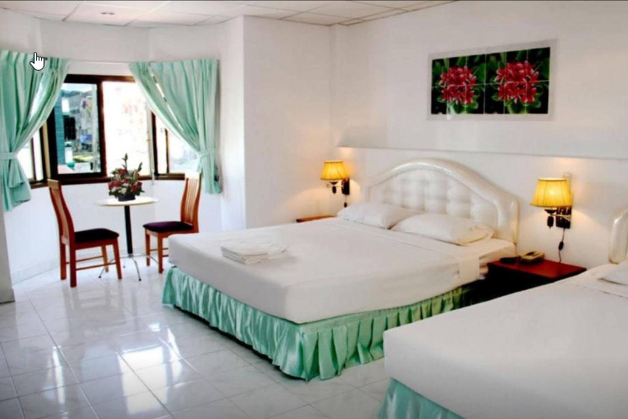 Welcome Inn Hotel @ Karon Beach. Single Room From Only 500 Baht Phuket Bagian luar foto