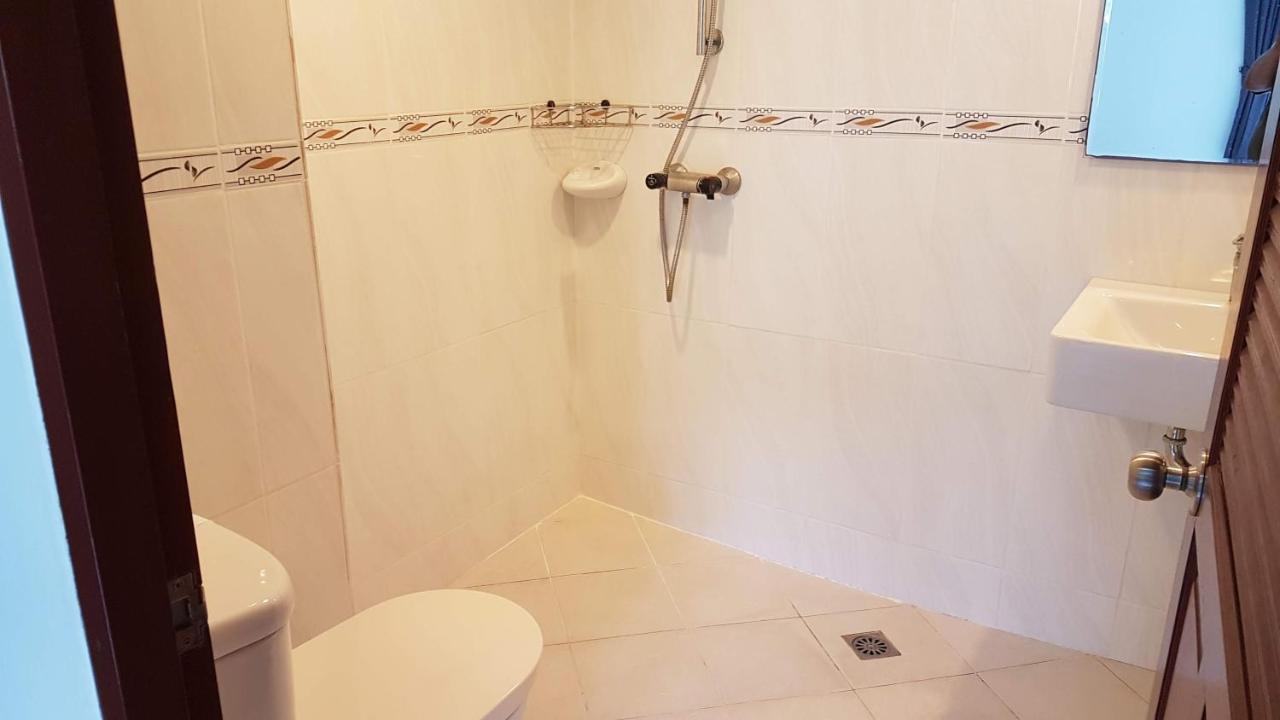 Welcome Inn Hotel @ Karon Beach. Single Room From Only 500 Baht Phuket Bagian luar foto